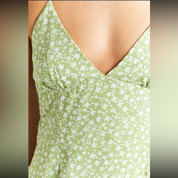 BNWT Beginning Boutique Green Floral Summer Dress - Picture 6 of 7